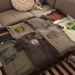 8 Men’s T-Shirts - Large